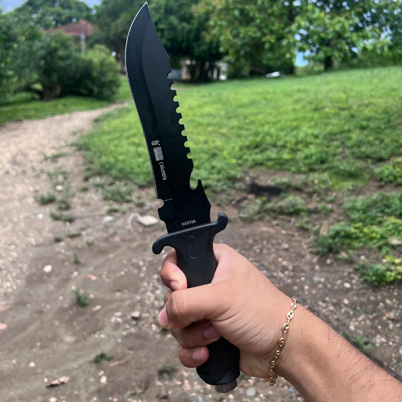 cuchillo Blackout