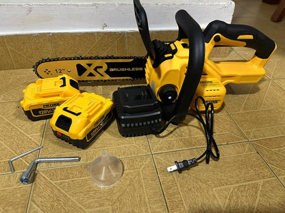 motosierra compacta de 128V MAX